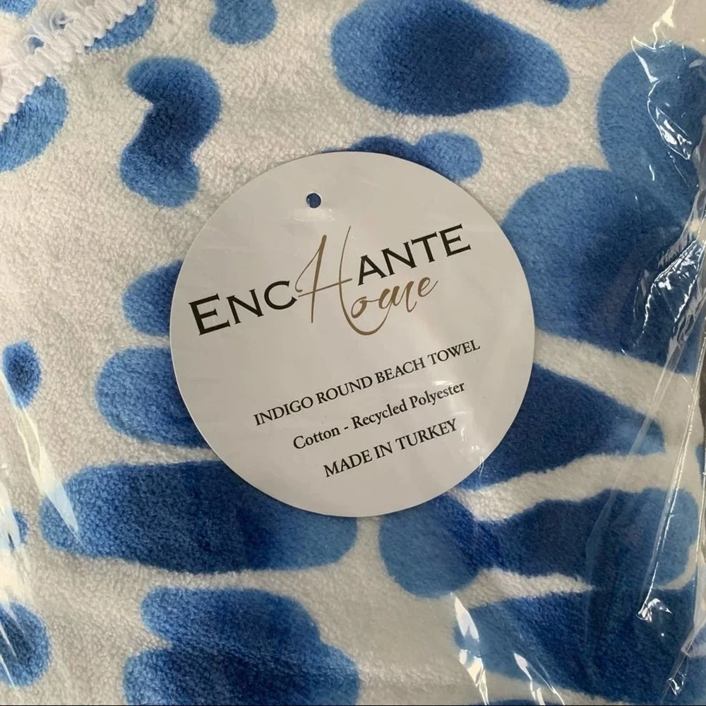 Enchante fringe beach
